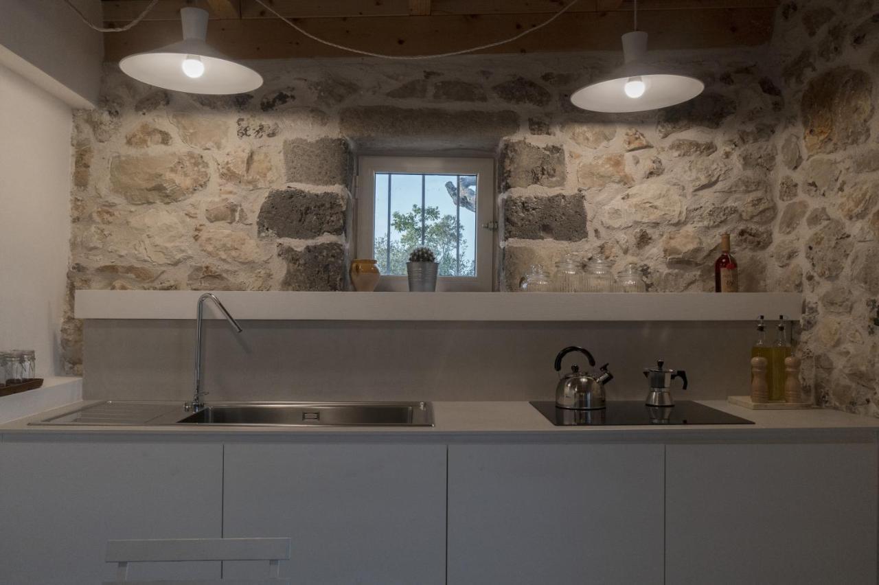 La Nicchia-Trullo Appartement Corigliano dʼOtranto Buitenkant foto