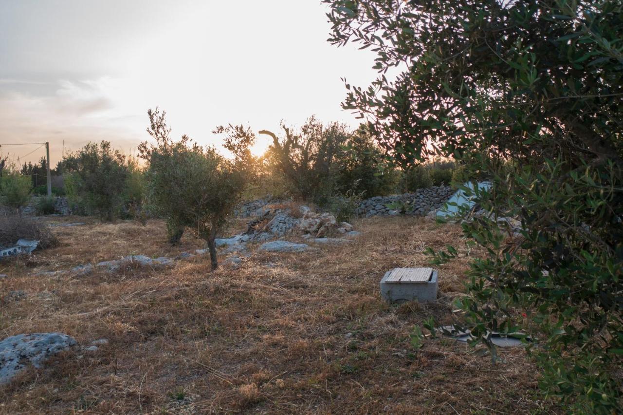 La Nicchia-Trullo Appartement Corigliano dʼOtranto Buitenkant foto